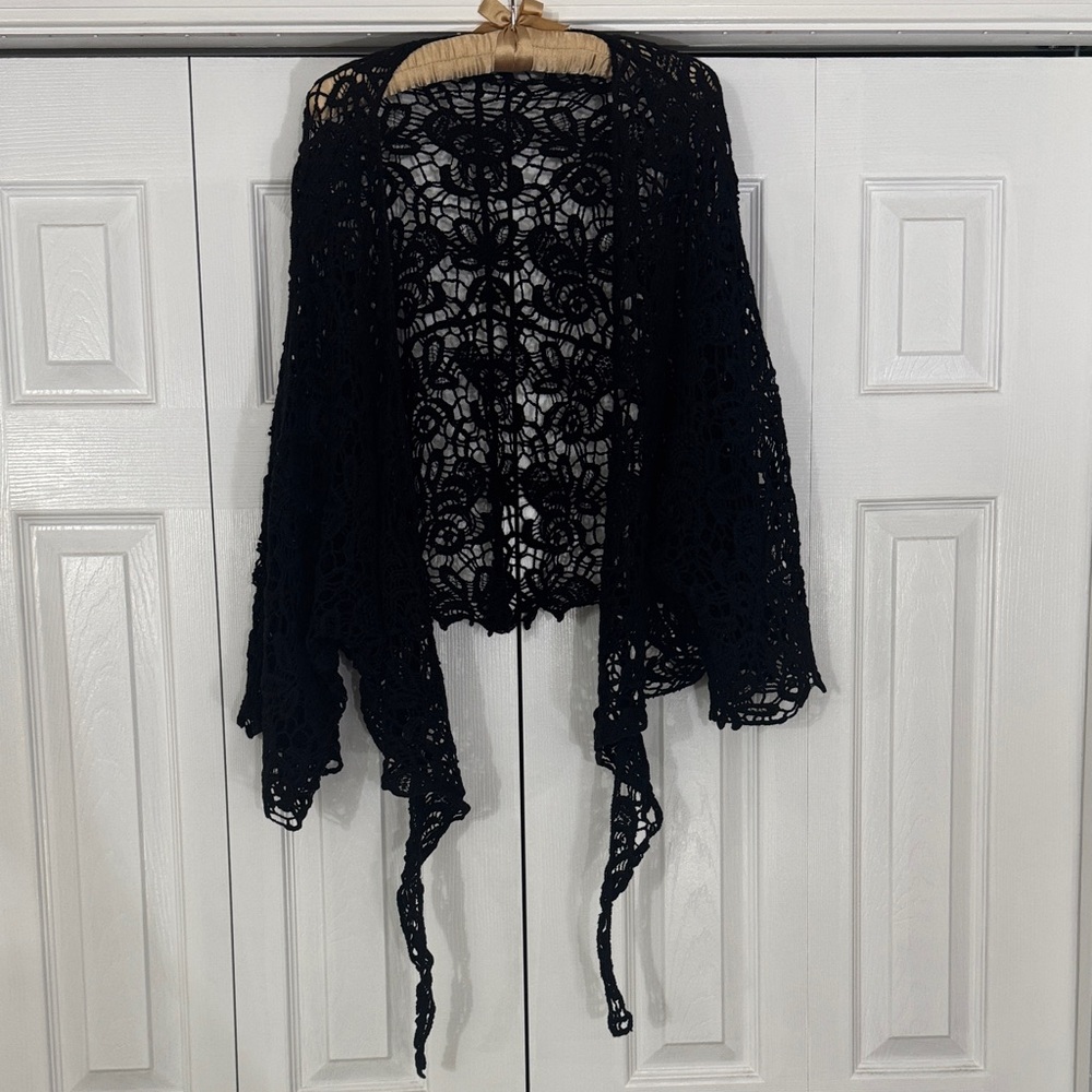 Women’s tie front cardigan / shrug